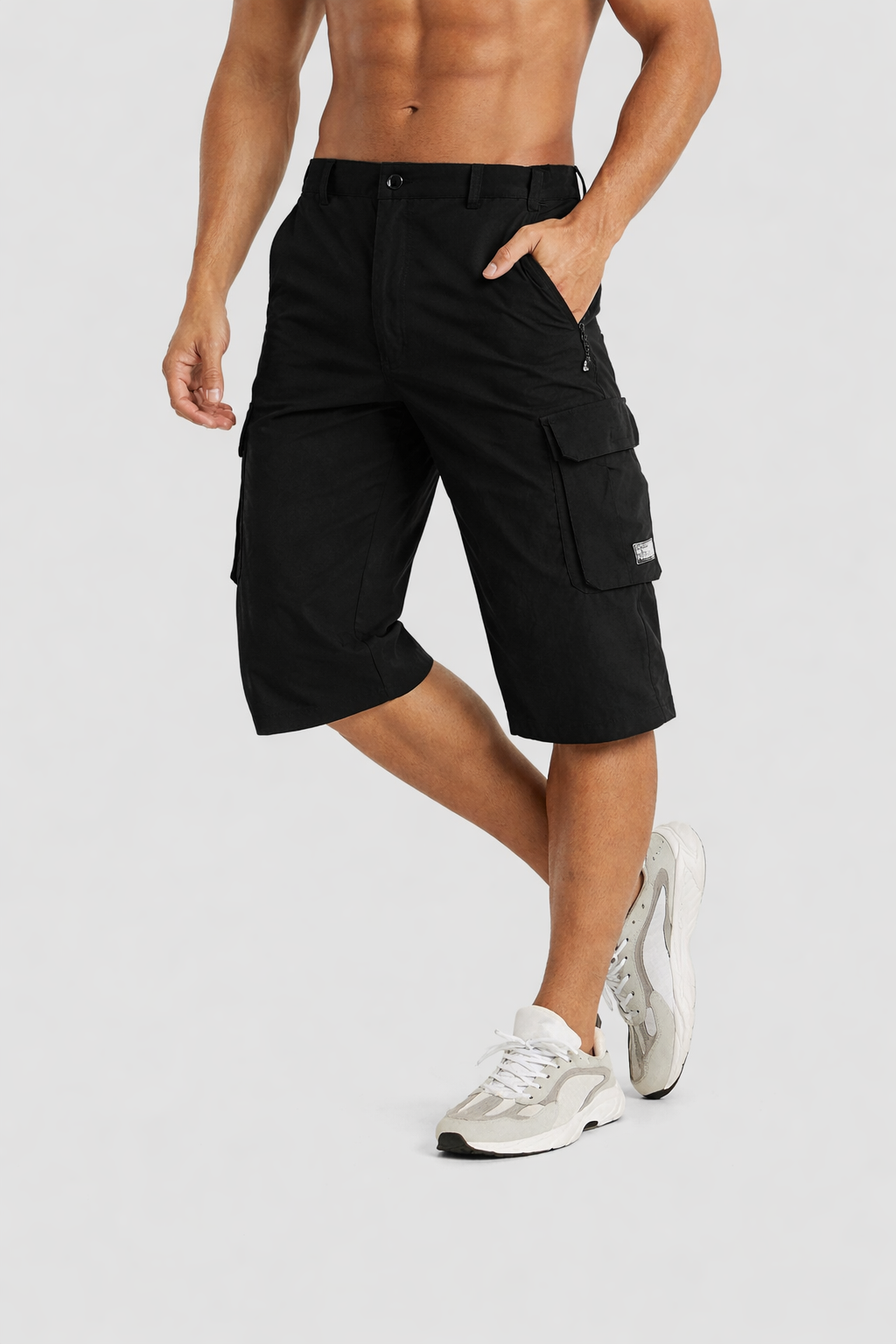 Men’s Cargo Knee-Length Shorts with Multiple Pockets