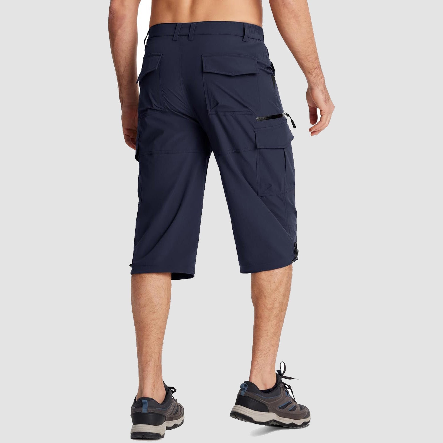 Men’s Knee-Length Cargo Shorts with Zippered and Flap Pockets