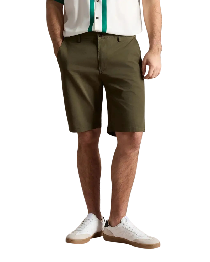 Men’s Knee-Length Chino Shorts with Slanted Pockets
