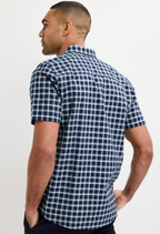 Men’s Plaid Short Sleeve Button-Up Shirt With Chest Pocket