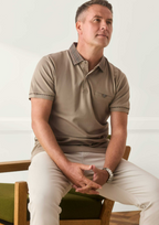 Men’s Short Sleeve Polo Shirt with Button Placket And Chest Pocket