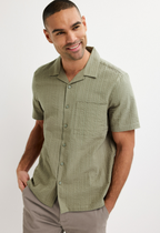 Men’s Short Sleeve Textured Button-Up Shirt With Chest Pocket