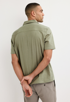 Men’s Short Sleeve Textured Button-Up Shirt With Chest Pocket