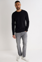 Men’s Slim Fit Denim Jeans With Five Pocket Design