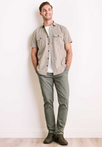 Men’s Vertical Stripe Short Sleeve Button-Up Shirt With Dual Chest Pockets