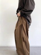 Men’s Wide-Leg Pleated Pants