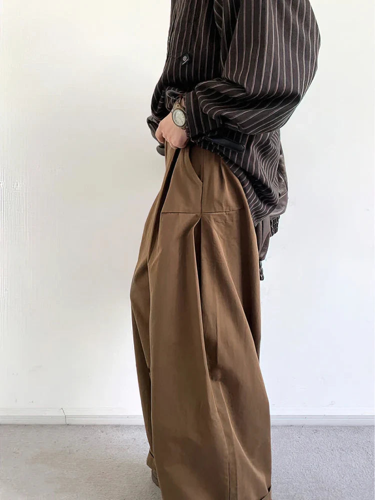 Men’s Wide-Leg Pleated Pants