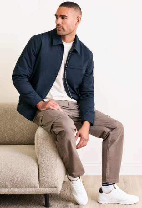 Men’s Zip-Front Jacket With Chest Pocket