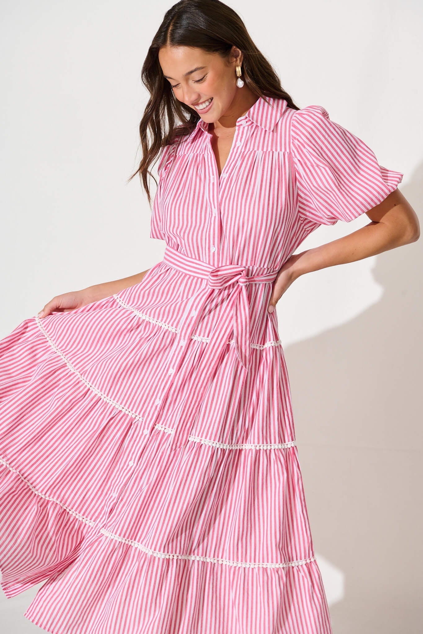 Women’s Collared Puff Sleeve Tie Waist Tiered Midi Dress