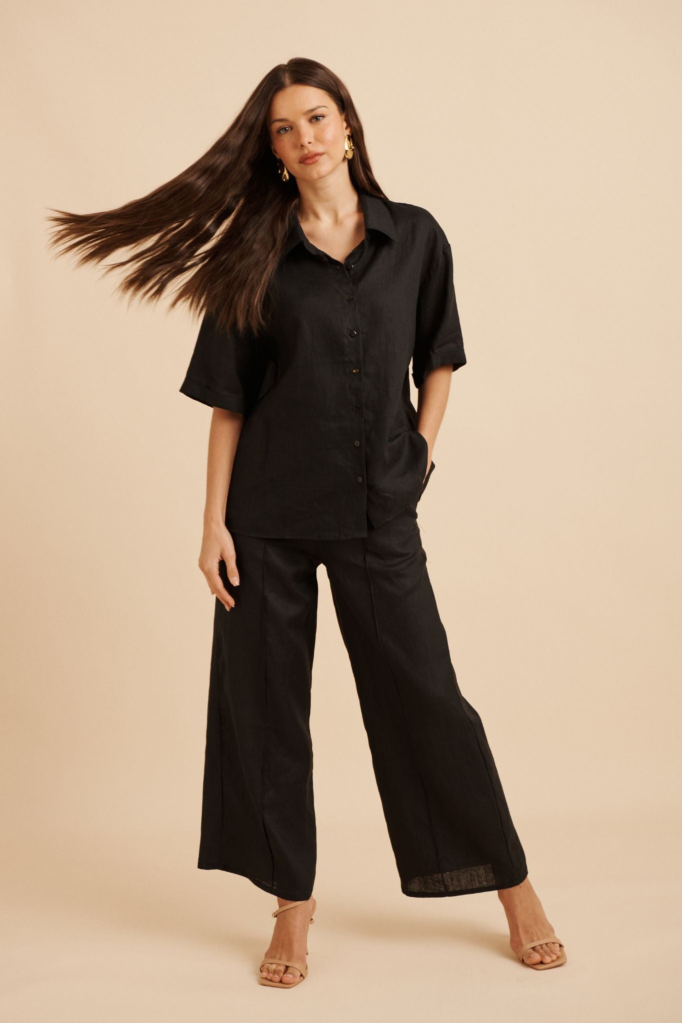 Women's Cropped Wide-Leg Pants with Elasticated Back Waistband and Front Pleats