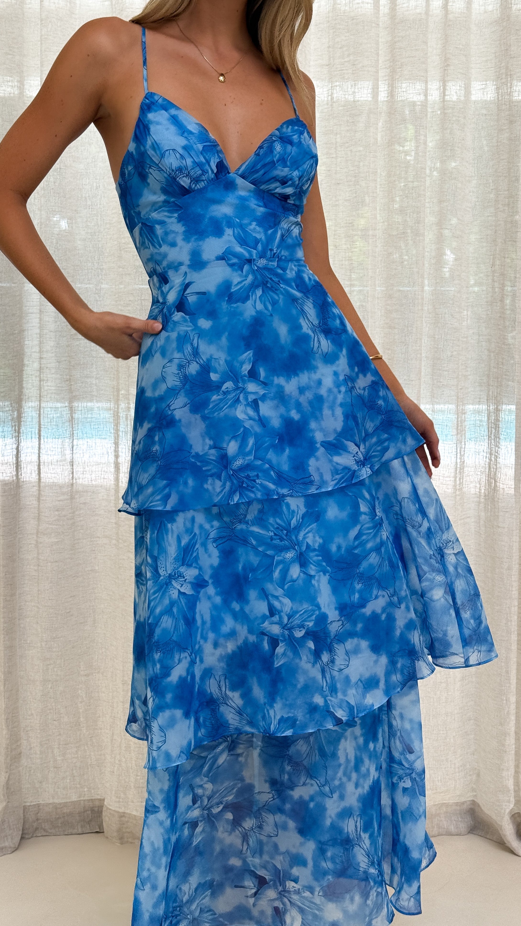 Women’s Floral Maxi Dress with V Neckline and Tiered Mesh Overlay