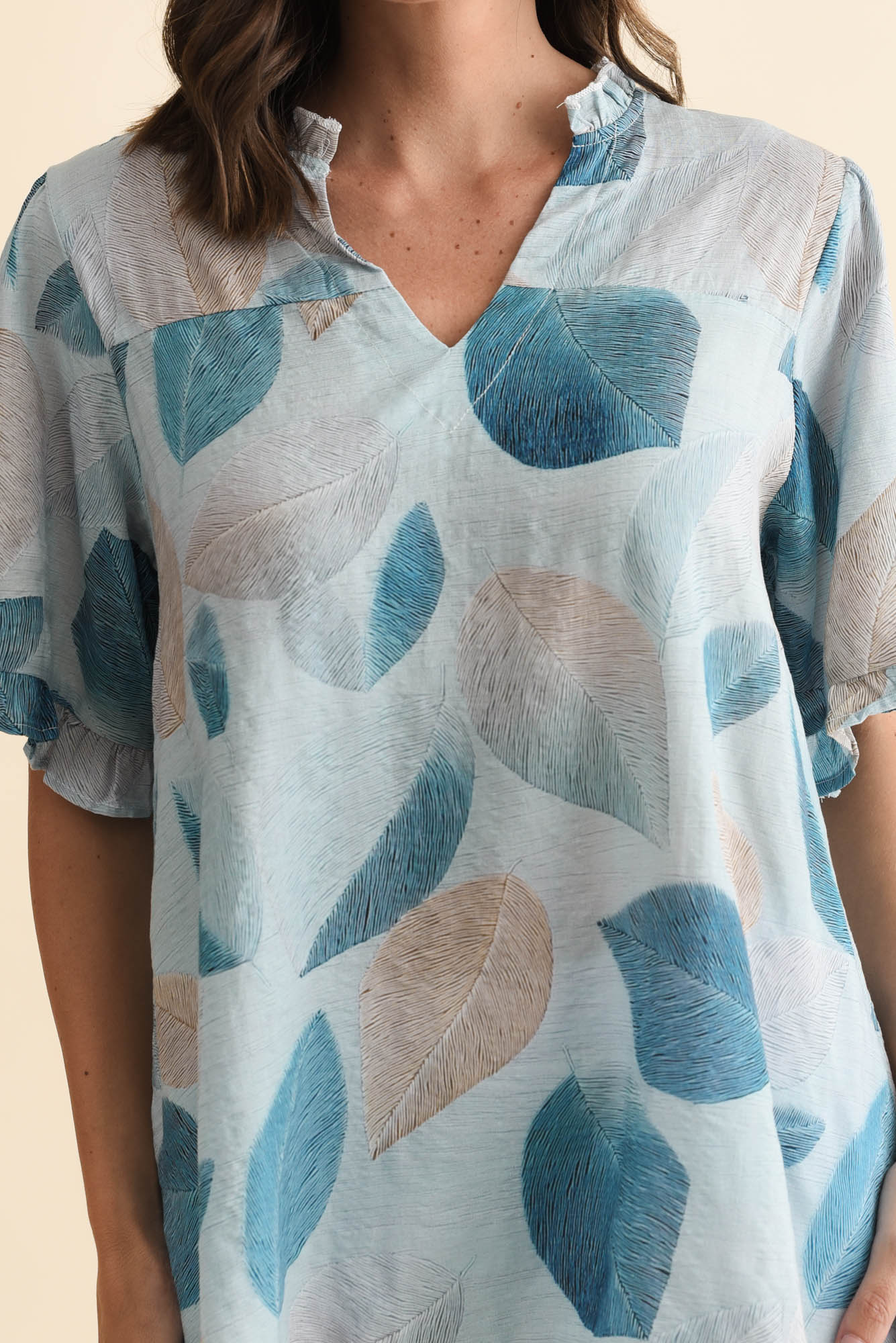 Women’s Leaf Print Short Sleeve Ruffle Top
