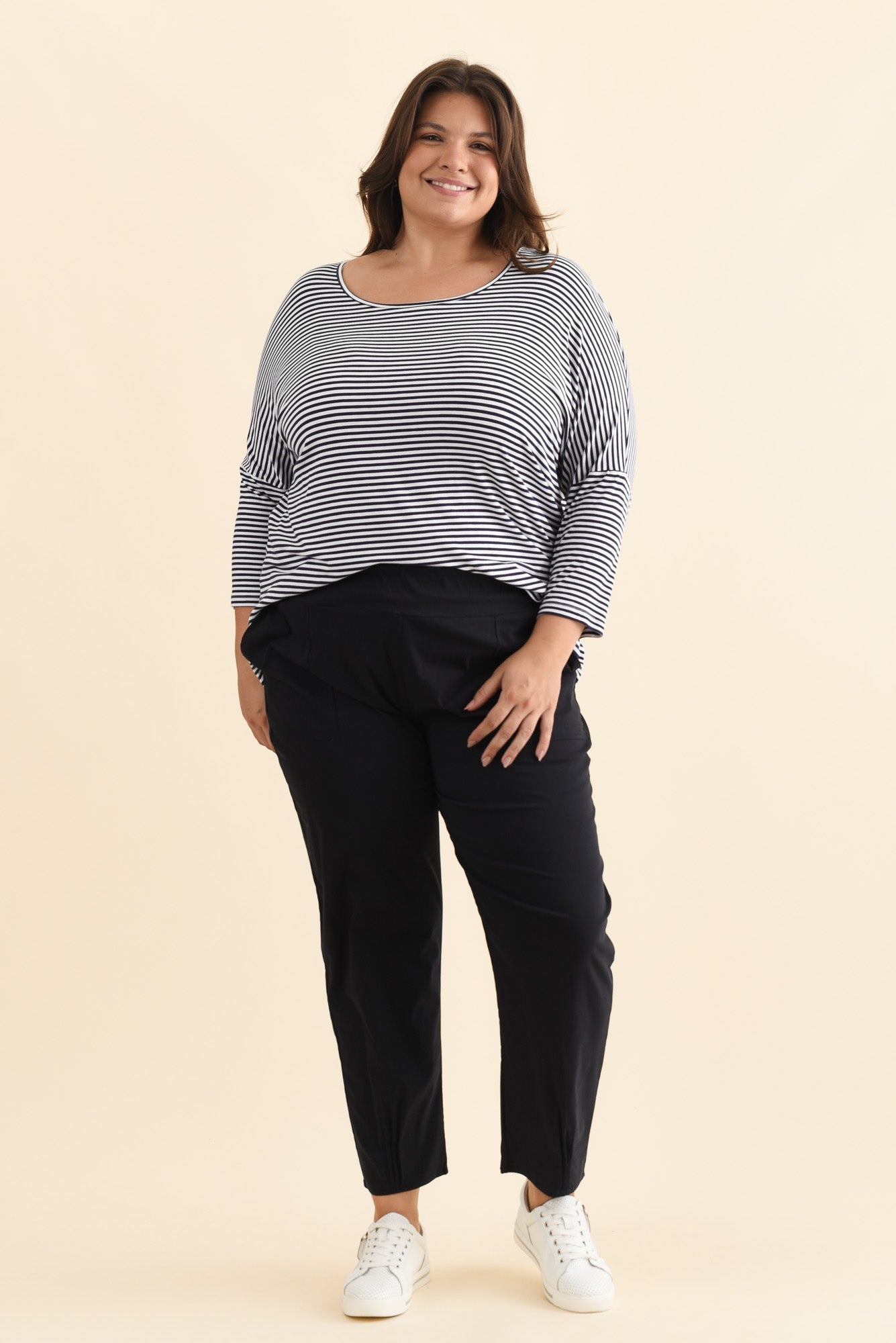 Women’s Navy Elastic Waist Straight Leg Pants