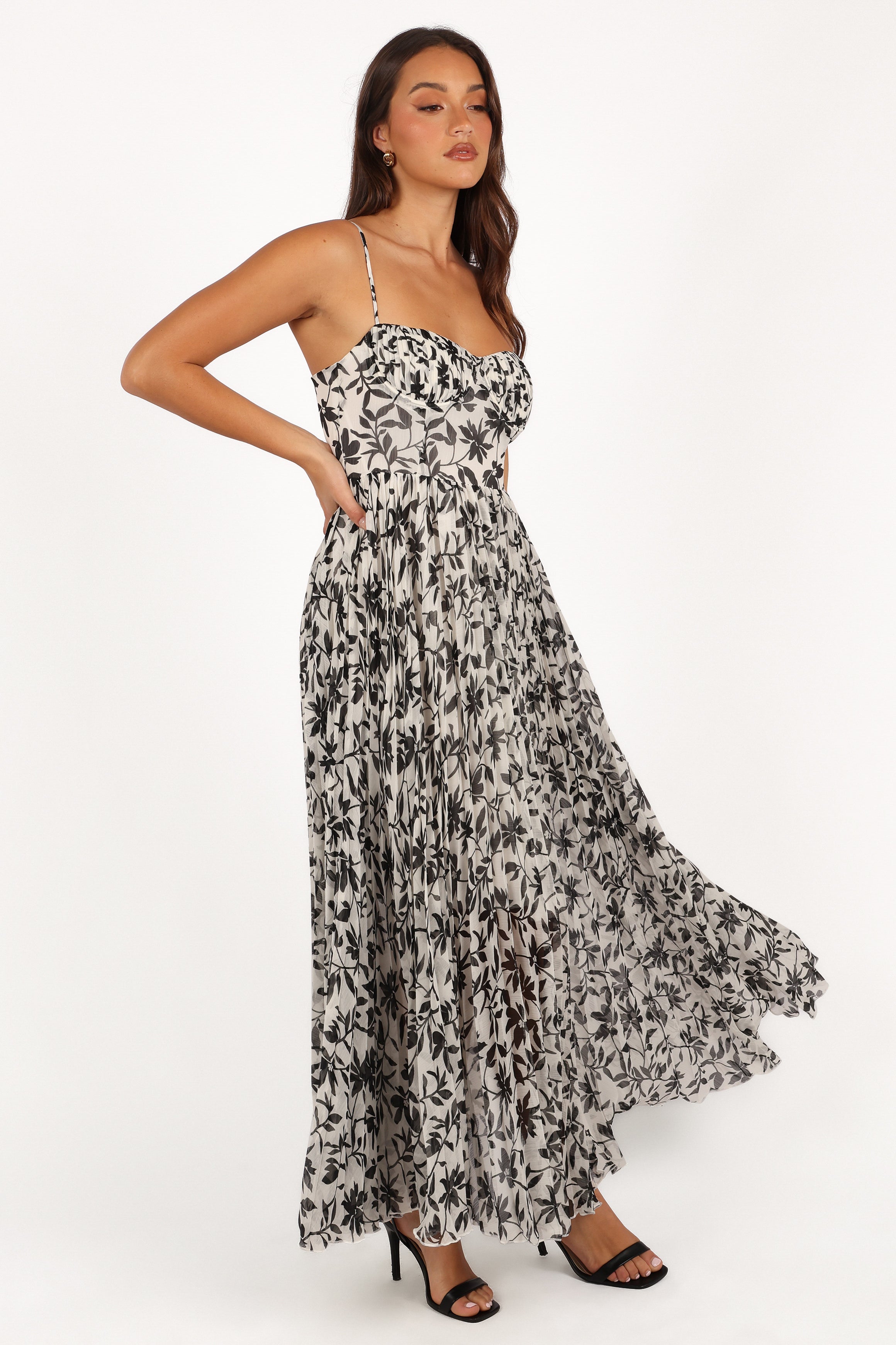 Women’s Pleated Floral Maxi Dress