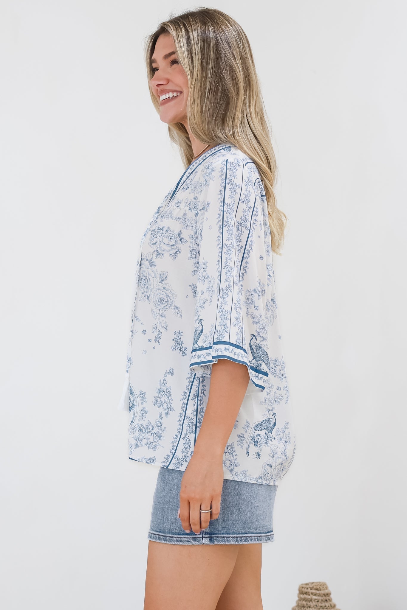 Women’s Printed V-Neck Button Front Blouse