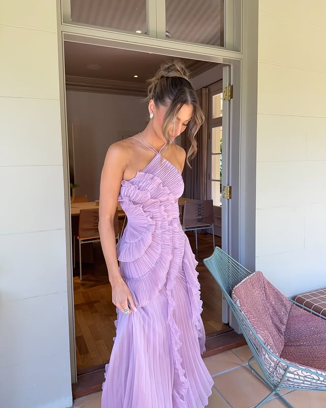 Women’s Ruffled Halter Neck Maxi Dress