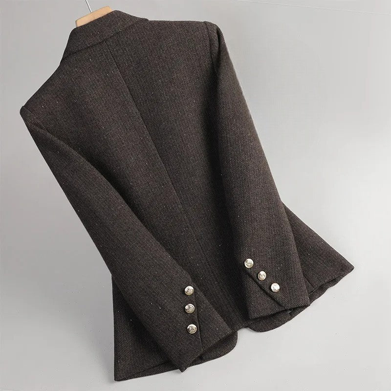 Women’s Single-Button Blazer with Notch Lapel and Flap Pockets