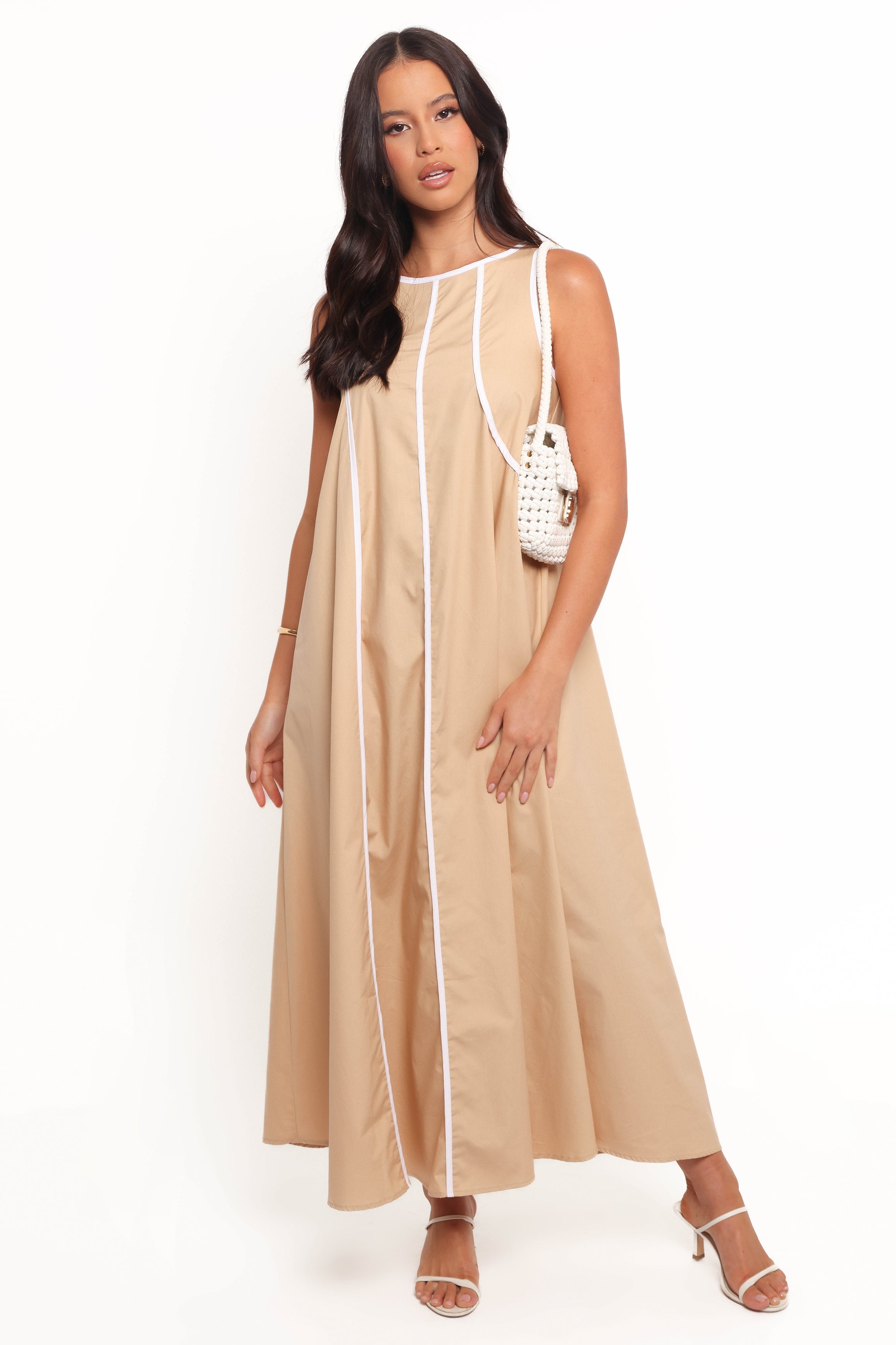 Women’s Sleeveless Contrast Trim Maxi Dress