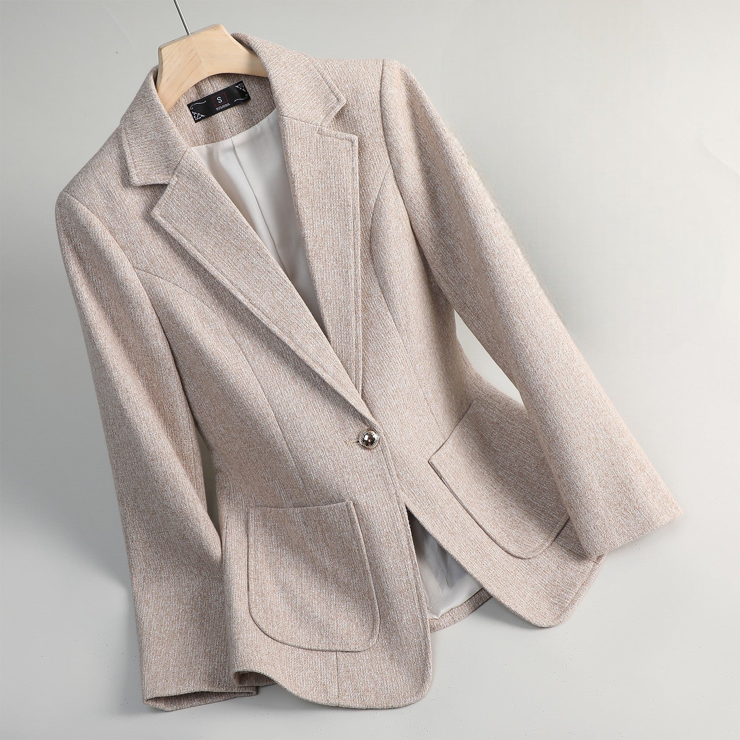 Women’s Textured Single-Button Blazer with Notch Lapel and Patch Pockets