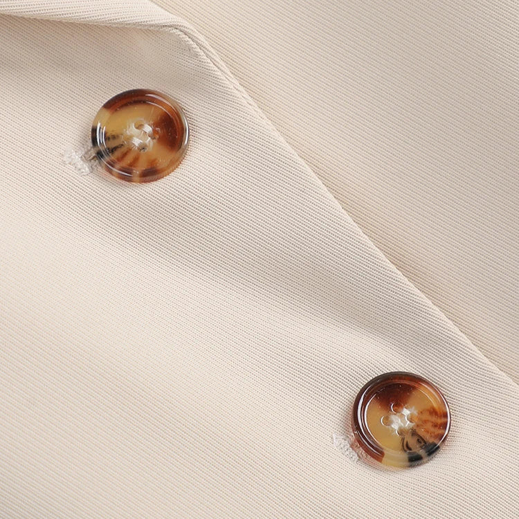 Women’s Two-Button Tailored Blazer with Notch Lapel and Flap Pockets